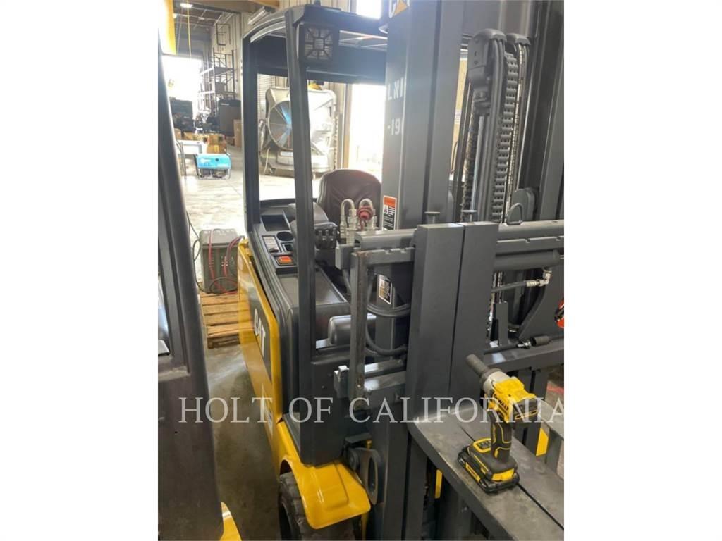 CAT MITSUBISHI 2ET4000 Electric Forklifts