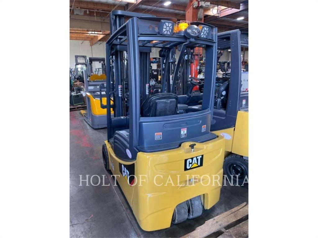 CAT MITSUBISHI 2ET4000 Electric Forklifts