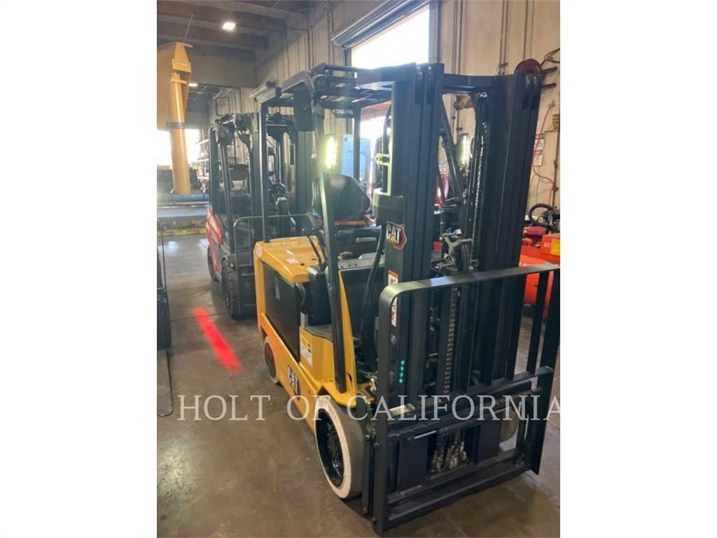 CAT MITSUBISHI EC30N3 Electric Forklifts