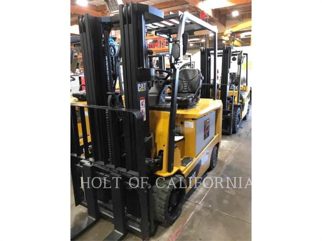 CAT MITSUBISHI EC30N3 Electric Forklifts