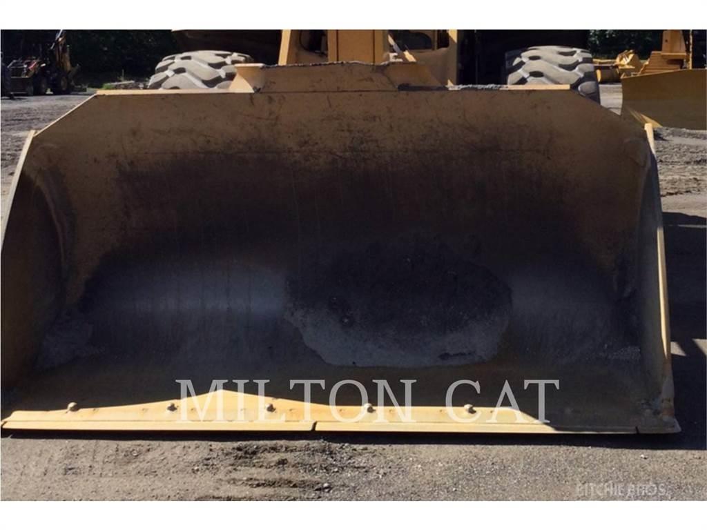 CAT PIN-ON 950 BUCKET Buckets