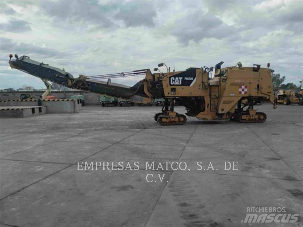 CAT PM-200 Asphalt cold milling machines