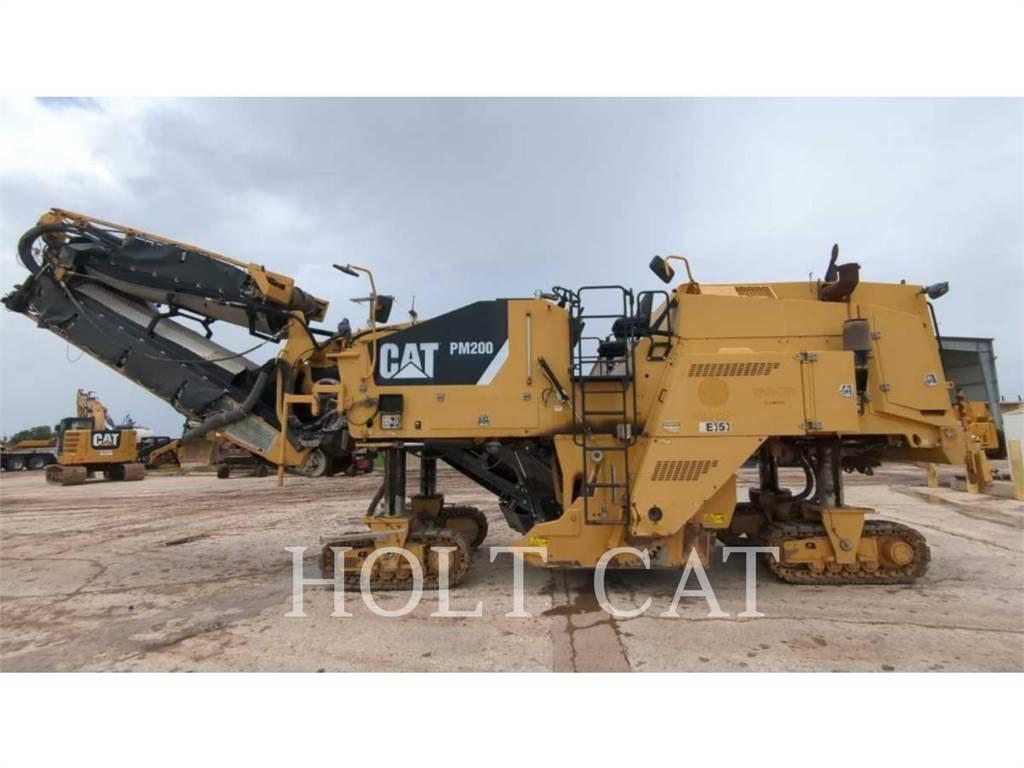 CAT PM200 Asphalt Recycling Equipment