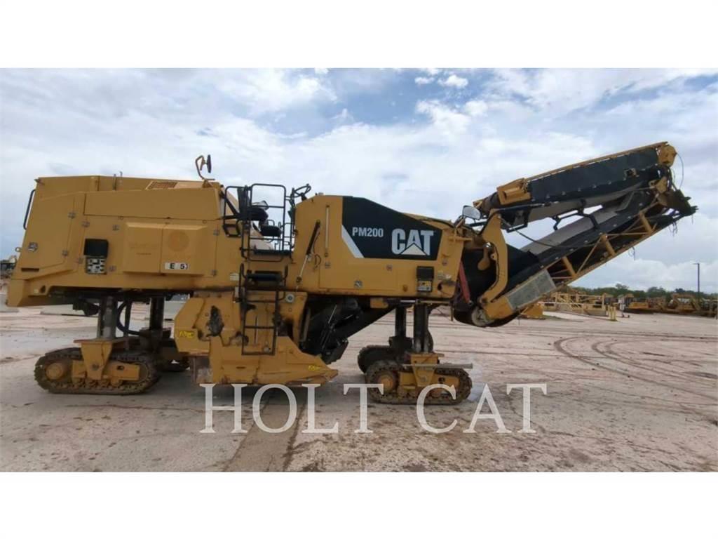 CAT PM200 Asphalt Recycling Equipment