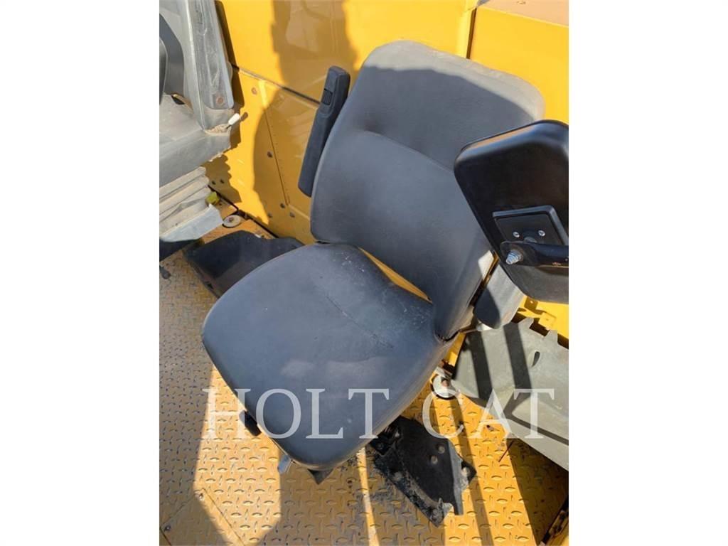 CAT PM620 Asphalt Recycling Equipment