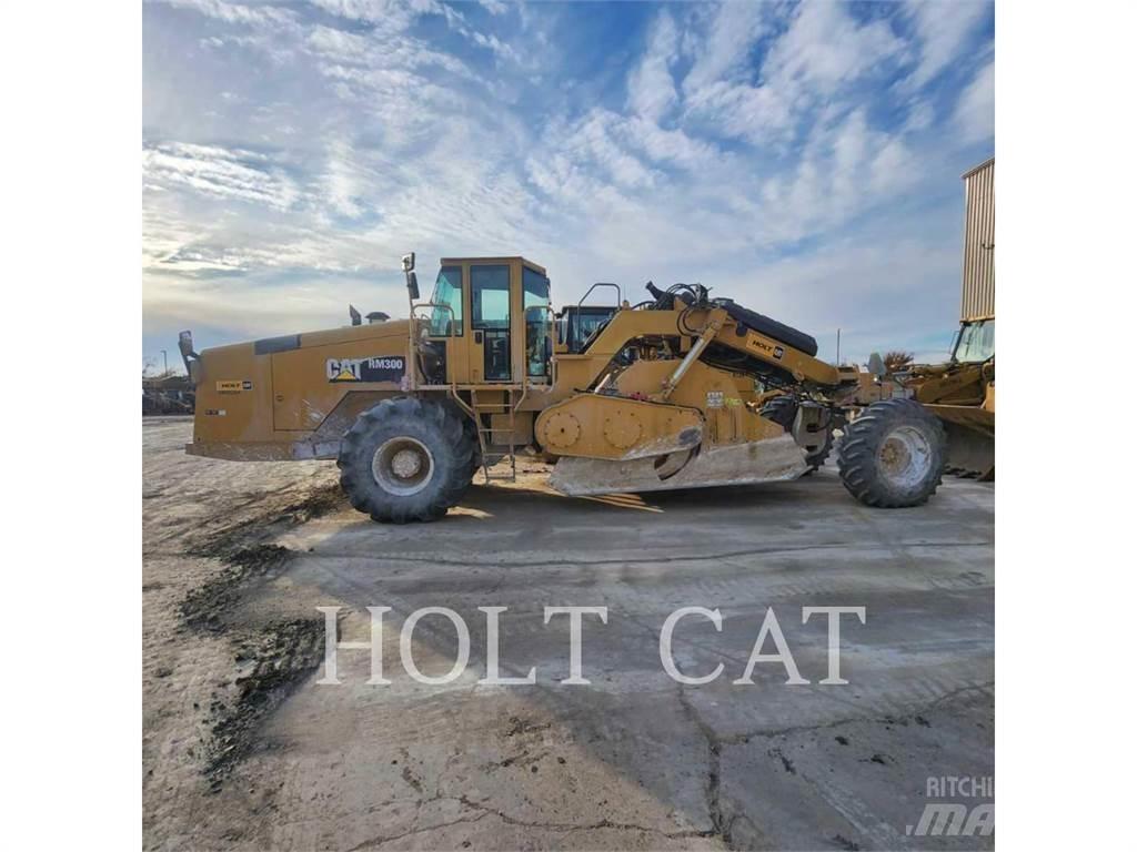 CAT RM300 Asphalt Recycling Equipment