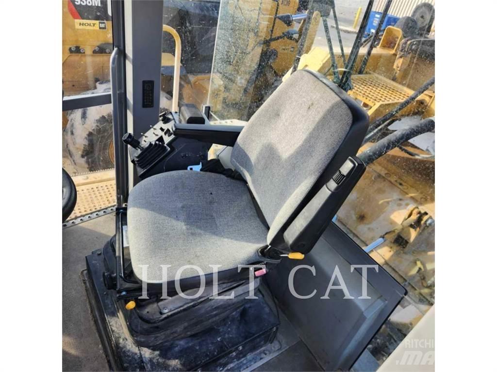 CAT RM300 Asphalt Recycling Equipment