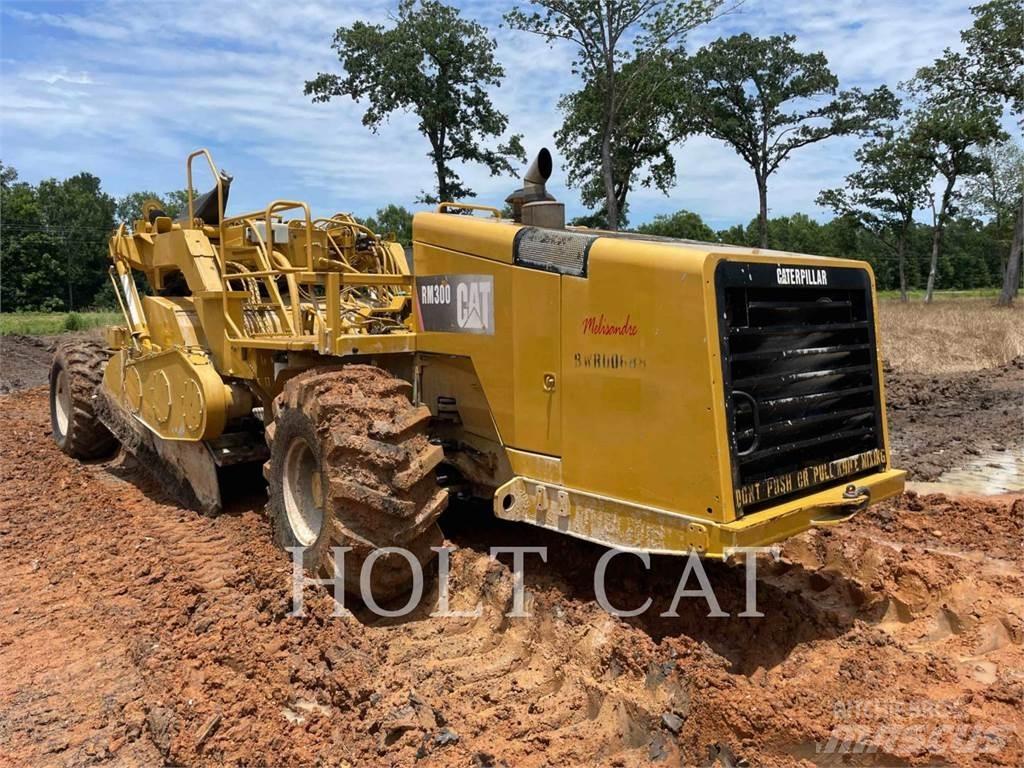 CAT RM300 Asphalt Recycling Equipment