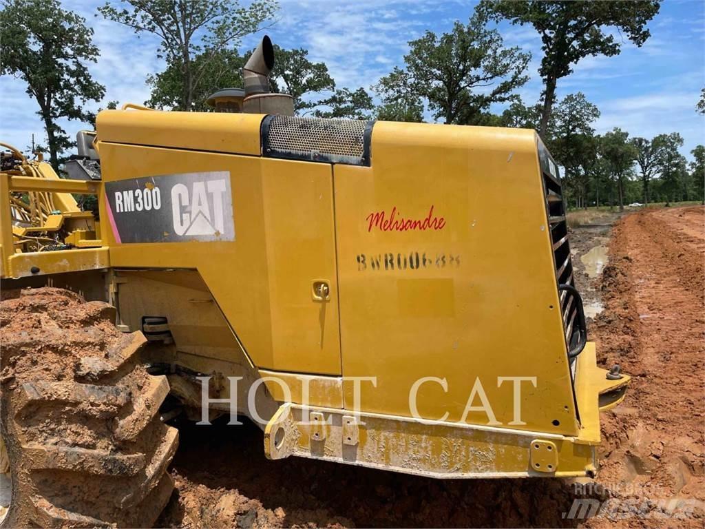 CAT RM300 Asphalt Recycling Equipment