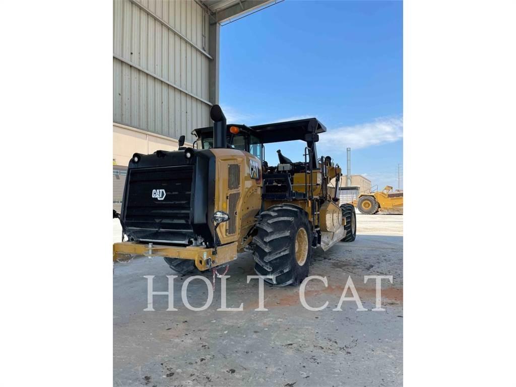 CAT RM400 CAB Asphalt Recycling Equipment