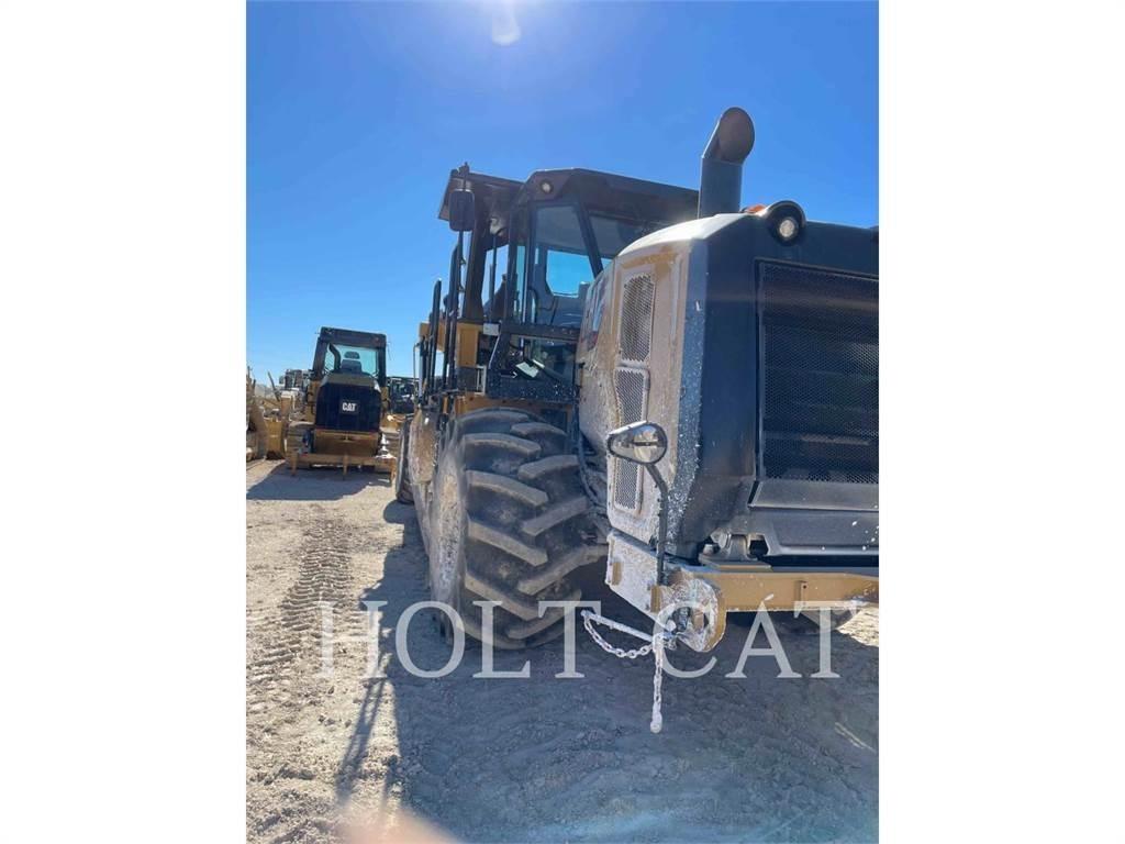 CAT RM400 CAB Asphalt Recycling Equipment