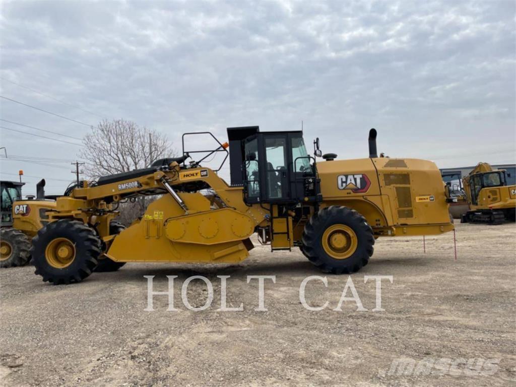 CAT RM500B CAB Asphalt Recycling Equipment