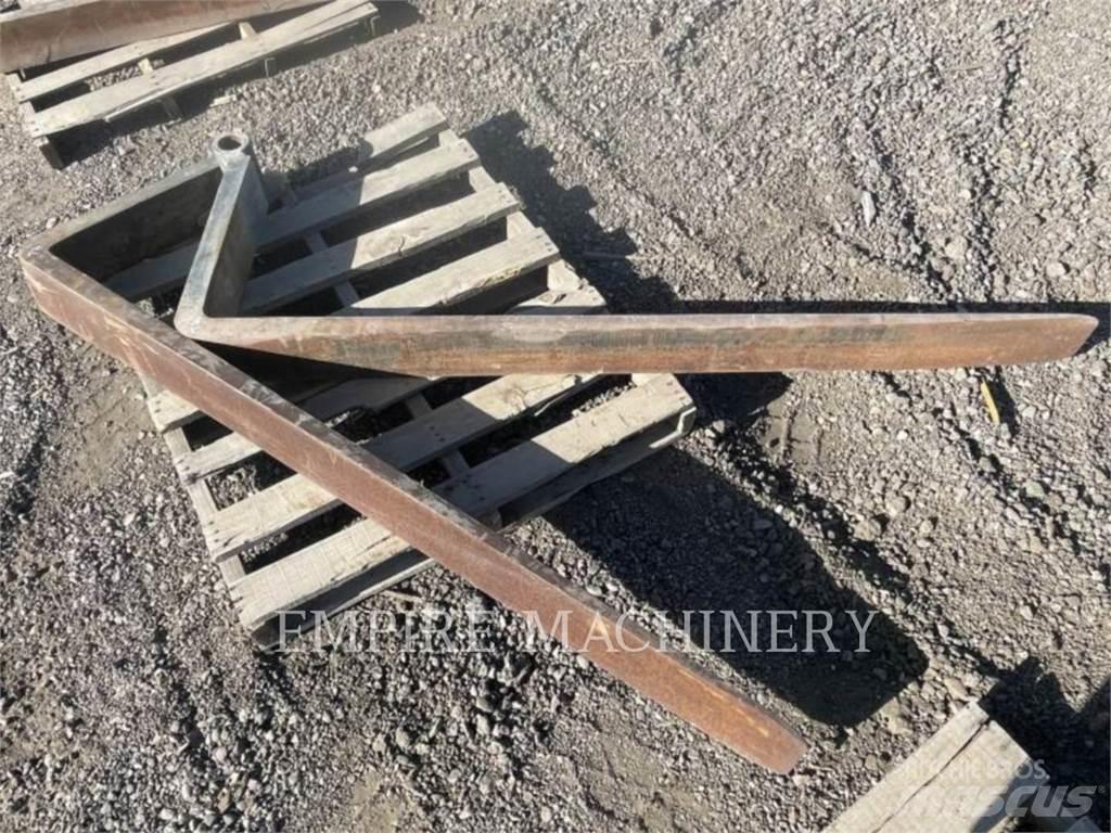 CAT TH TNS72 Forks
