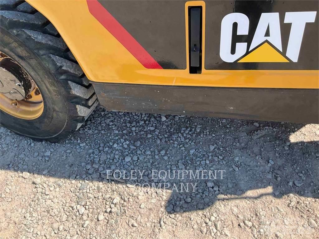 CAT TH255C Scrapers