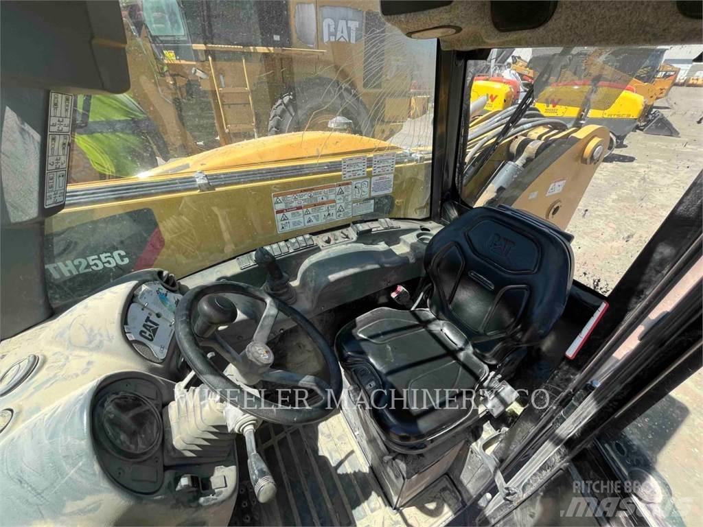 CAT TH255C CB Telescopic Handlers