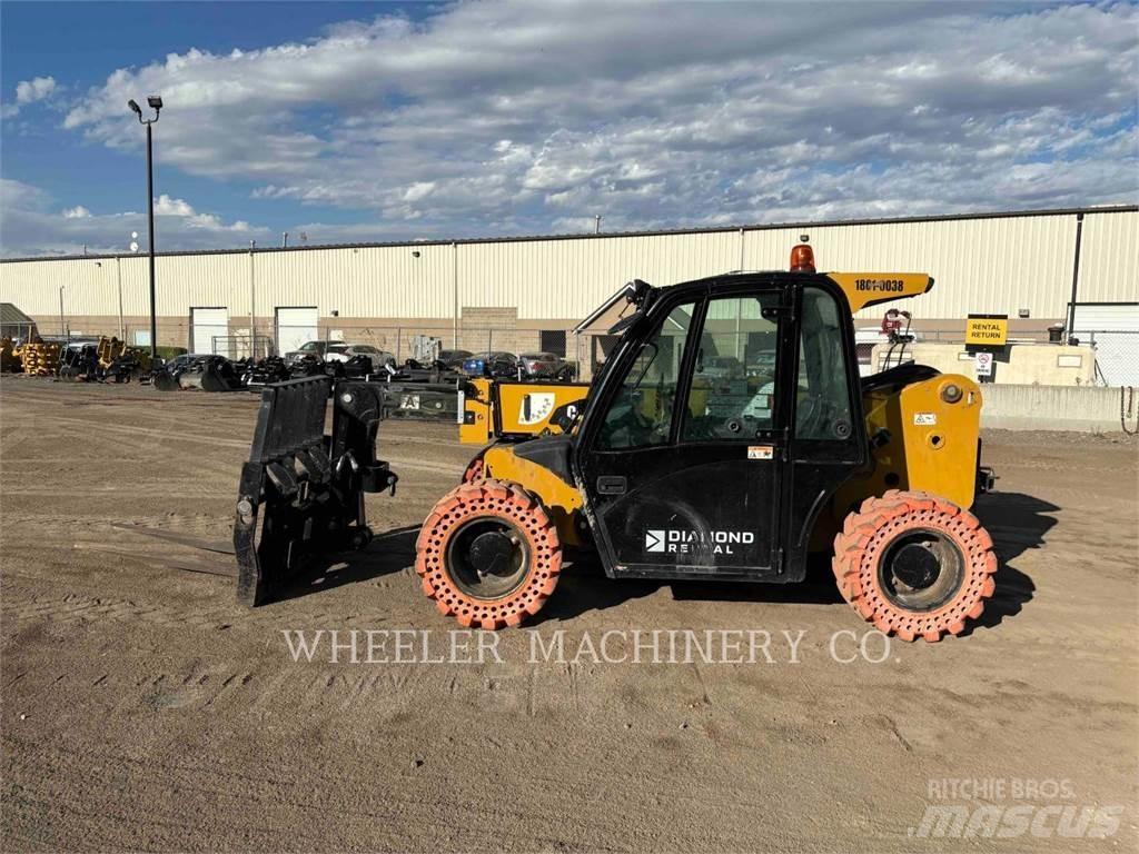 CAT TH255C CB Telescopic Handlers