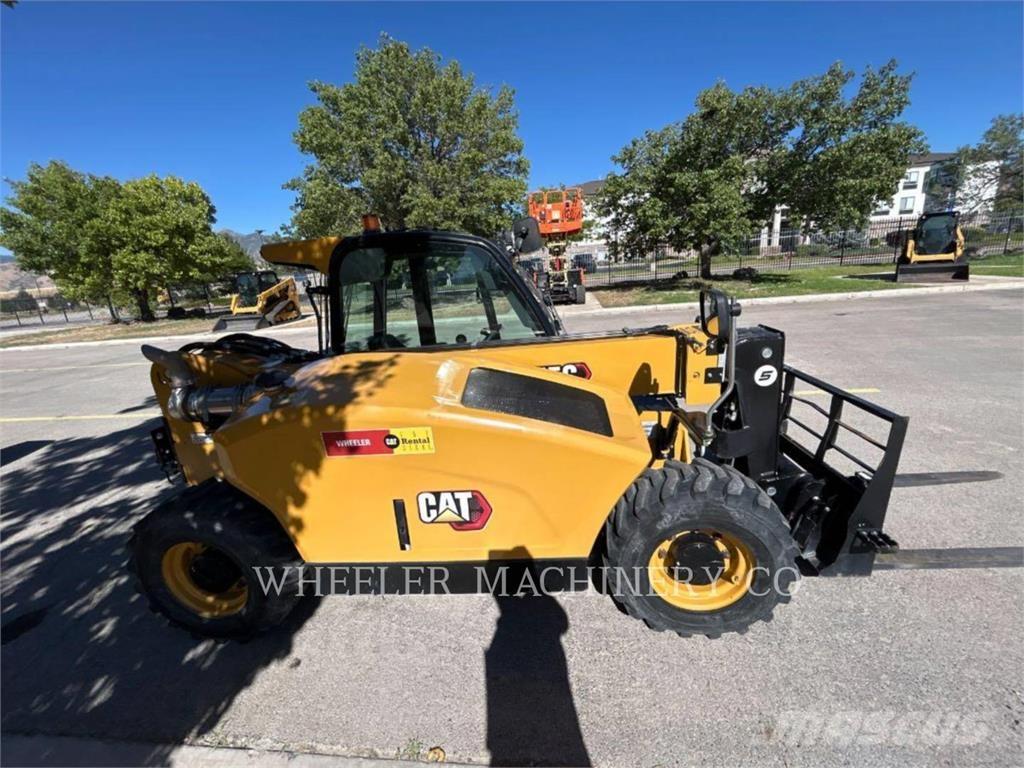 CAT TH255C CB Telescopic Handlers