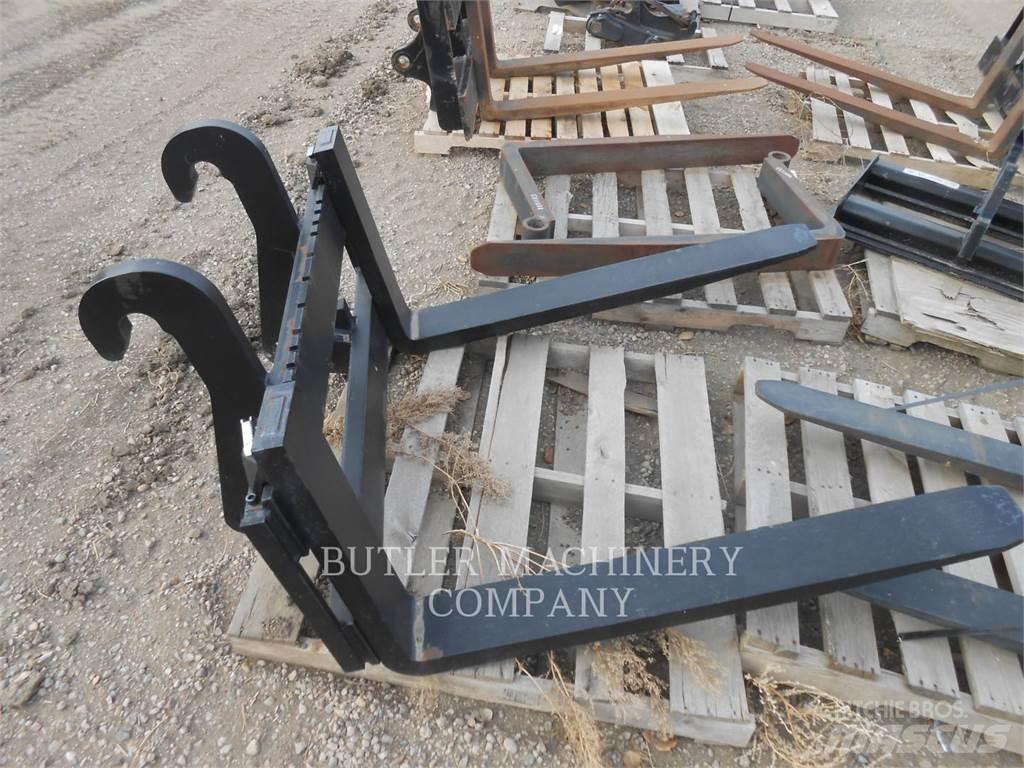 CAT TH408 FORKS Forks