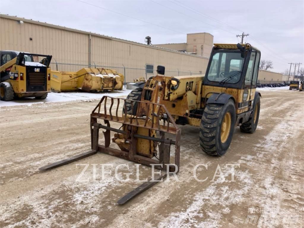 CAT TH83 Telescopic Handlers
