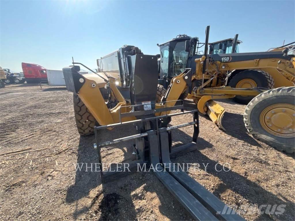 CAT TL1055 CAN Telescopic Handlers