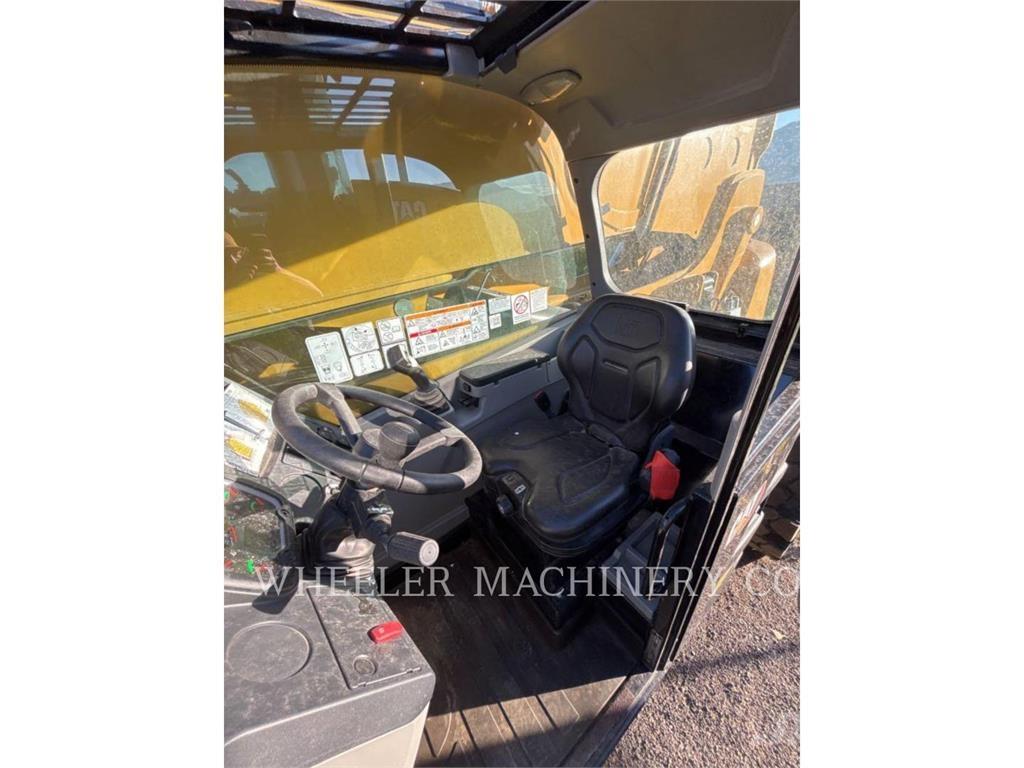 CAT TL1255 CAN Telescopic Handlers