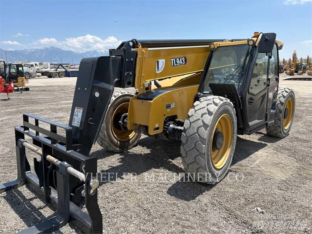 CAT TL943 CB Telescopic Handlers