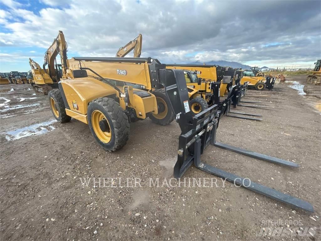 CAT TL943 CB Telescopic Handlers