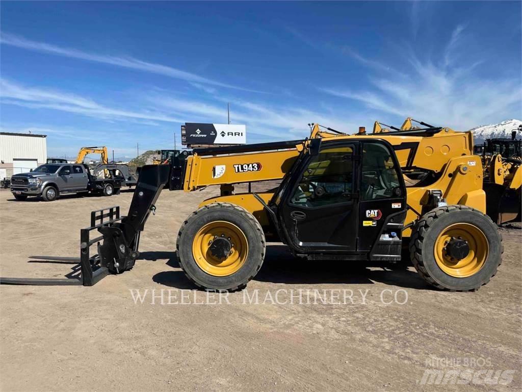 CAT TL943 CB Telescopic Handlers