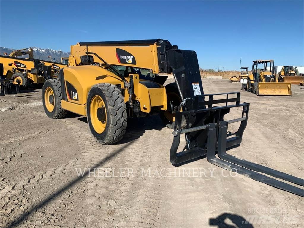 CAT TL943D CB Telescopic Handlers