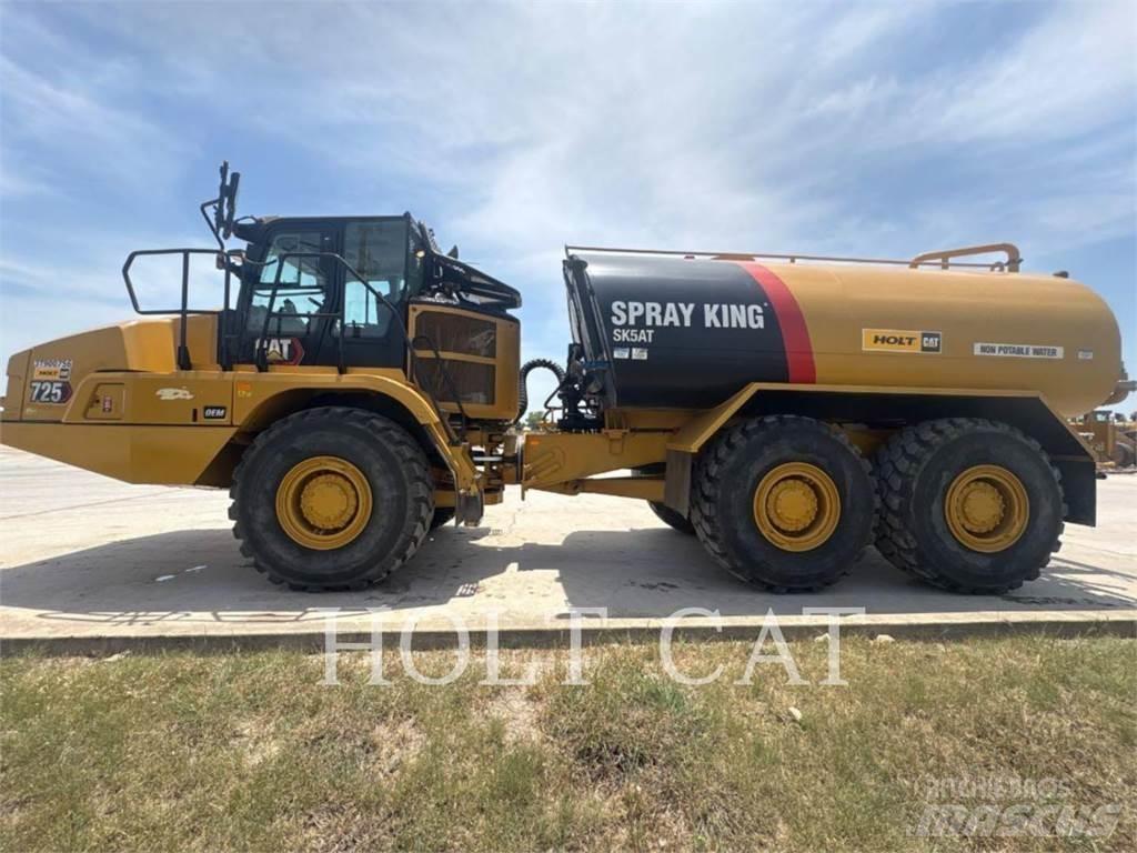 CAT W00 725 Tank Trucks