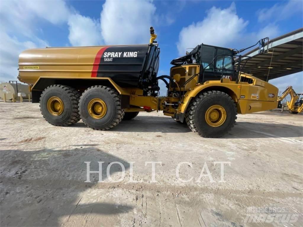CAT W00 740 Tank Trucks