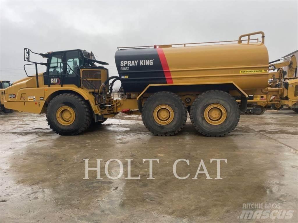 CAT W00 740 Tank Trucks