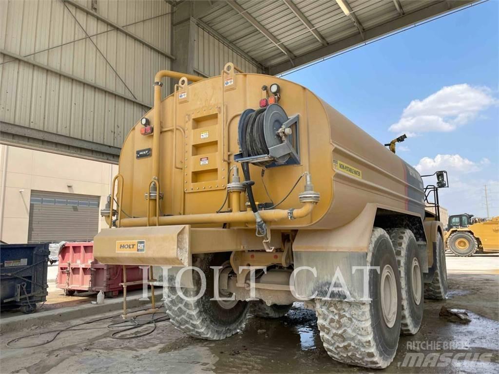 CAT W00 740 Tank Trucks