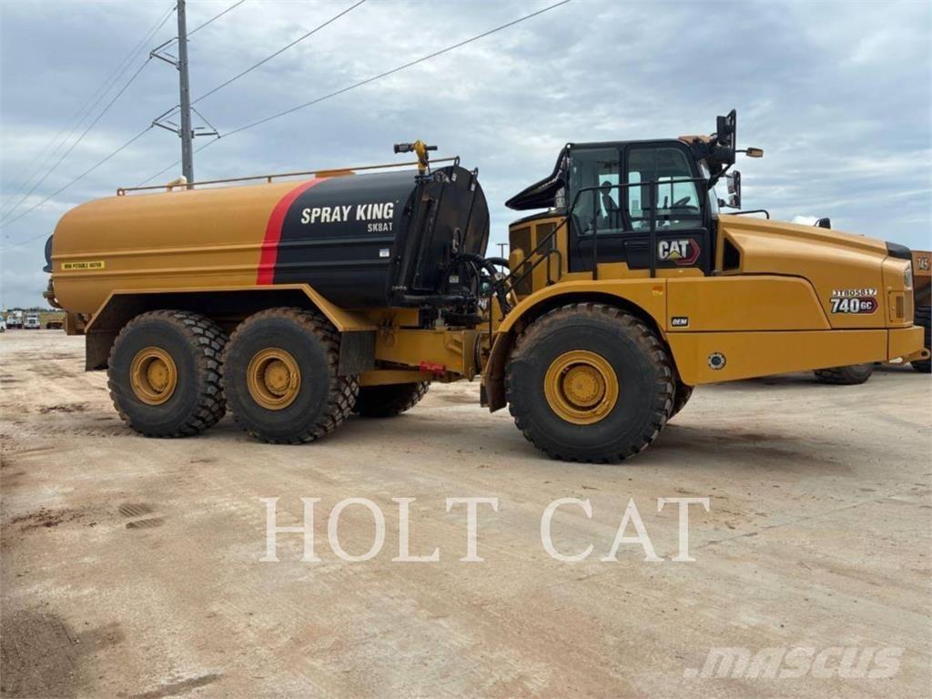 CAT W00 740 Tank Trucks