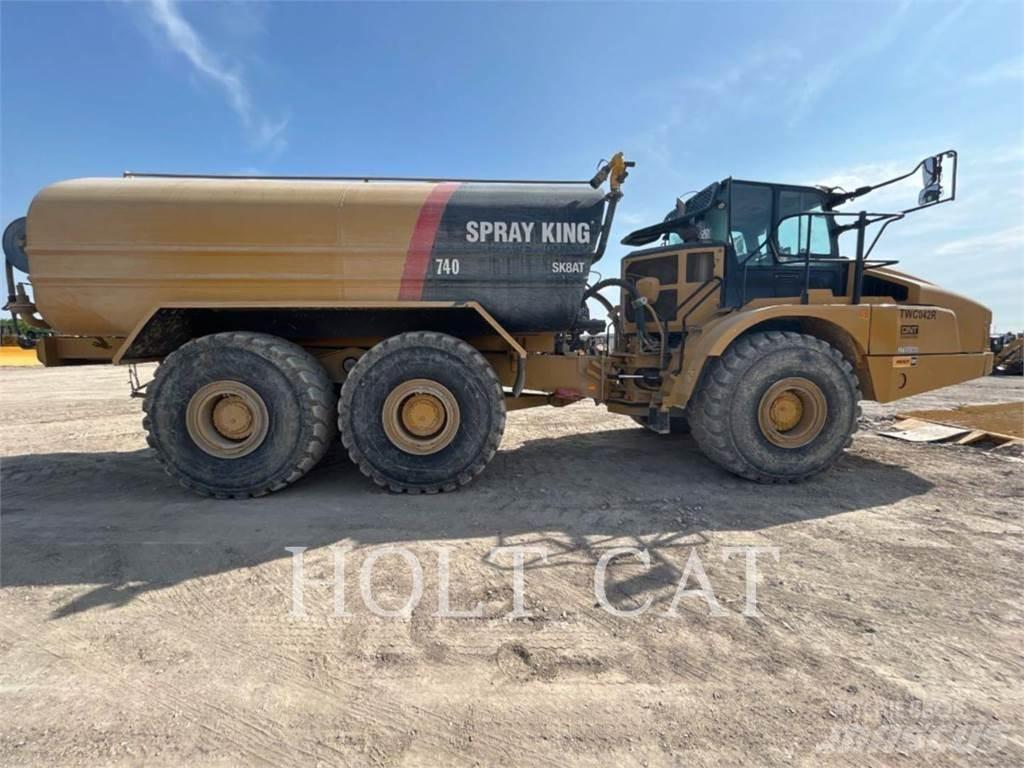 CAT W00 740GC Tank Trucks