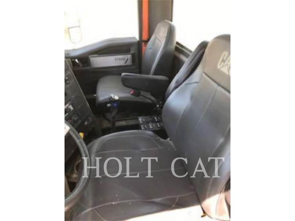 CAT WATER 4000 Tank Trucks