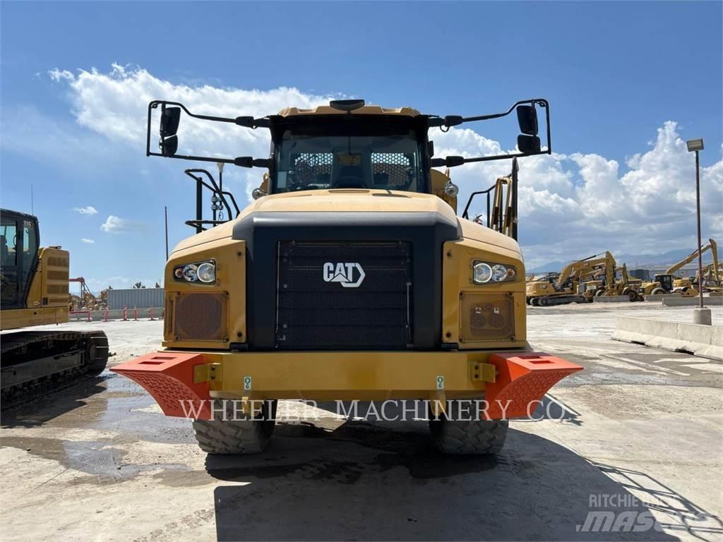 CAT WT 740 GC Tank Trucks