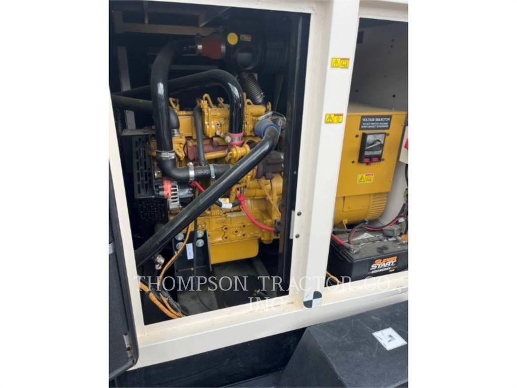 CAT XQ 35 Other Generators