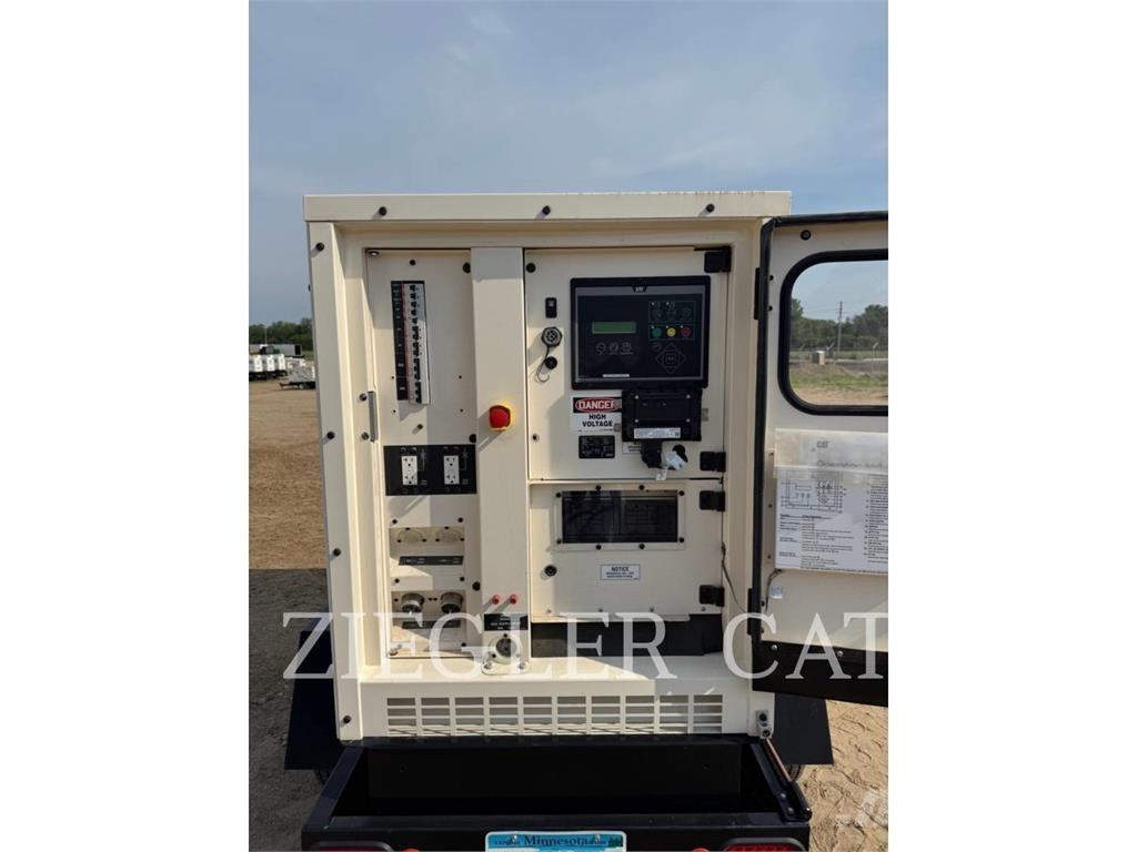 CAT XQ 35 Other Generators