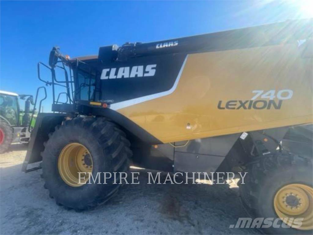 Claas LEXION 740 Other Forage Equipment