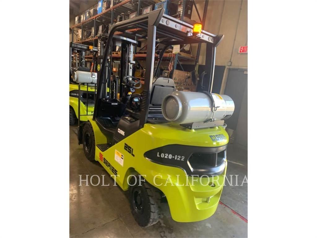 Clark S25L Misc Forklifts