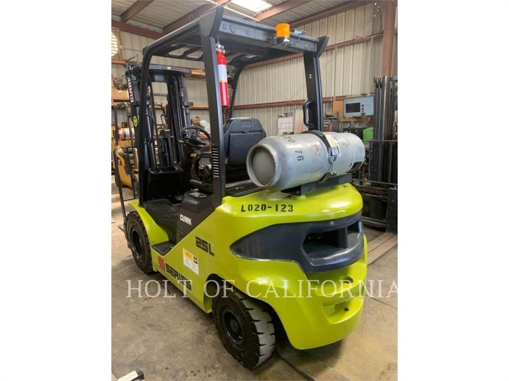 Clark S25L Misc Forklifts
