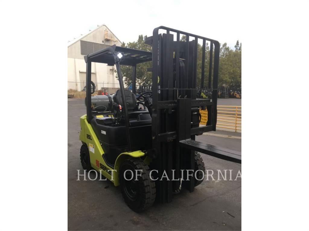Clark S25L Misc Forklifts