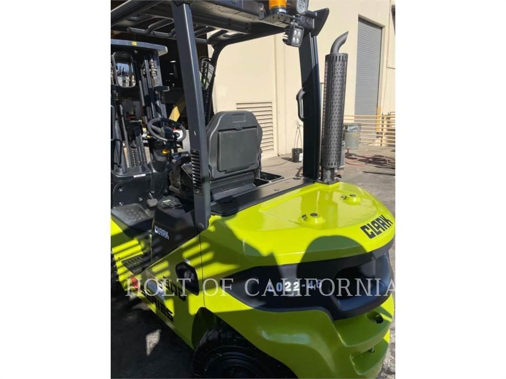 Clark S30D Diesel Forklifts
