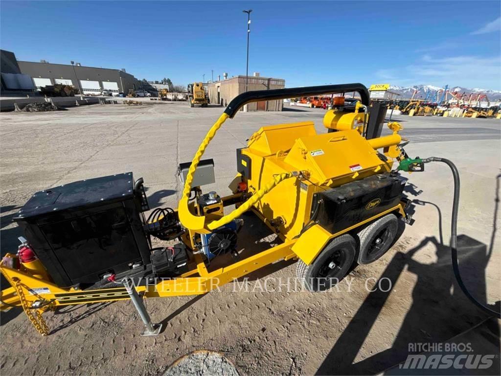  E.D. ETNYRE ECS250 Asphalt and Tar Sprayers and Sealers