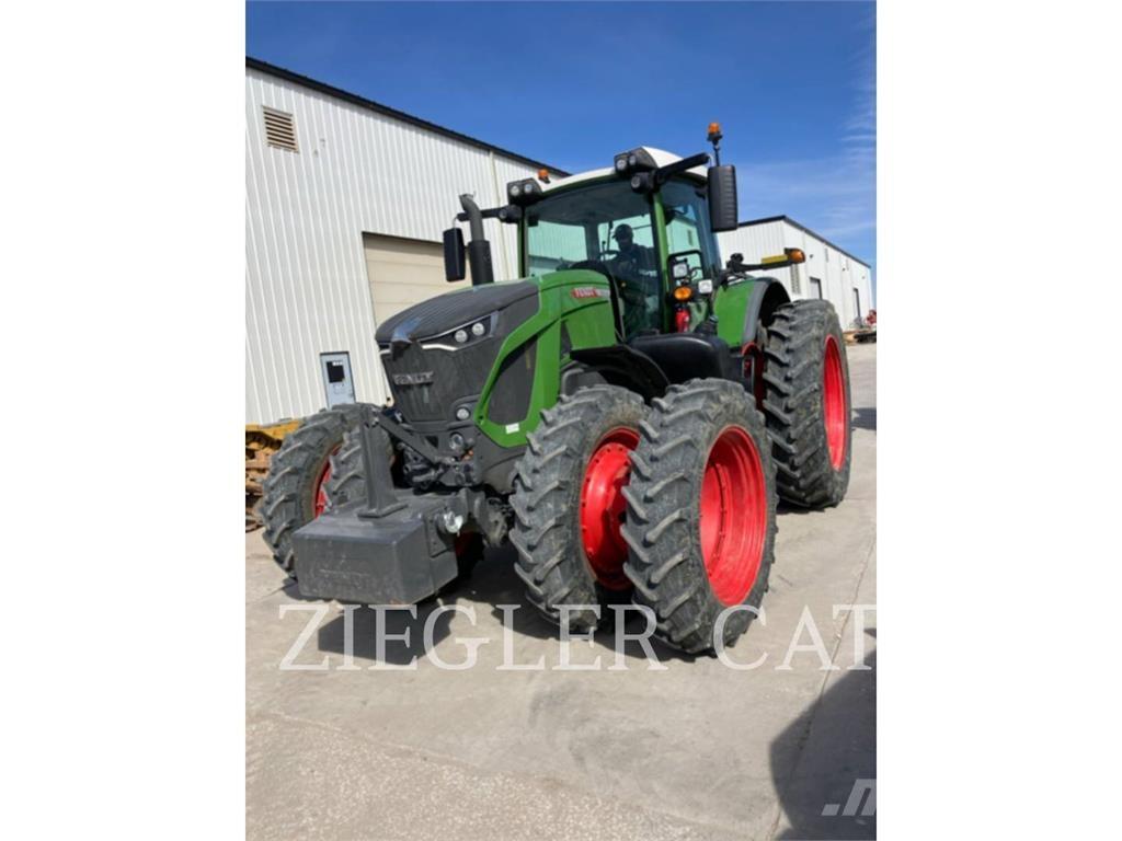 Fendt 939 VARIO Tractors