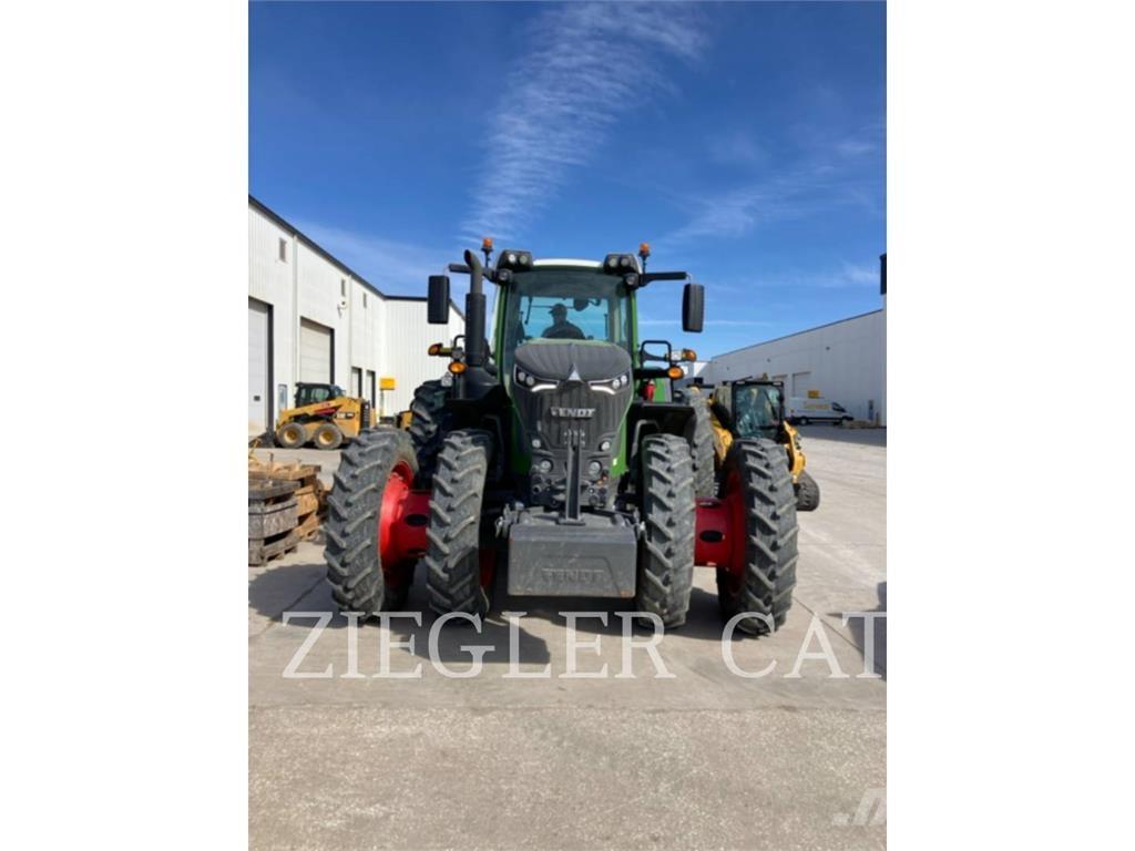 Fendt 939 VARIO Tractors