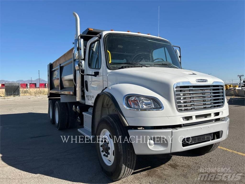 Freightliner DUMP 10 YD Dump Trucks