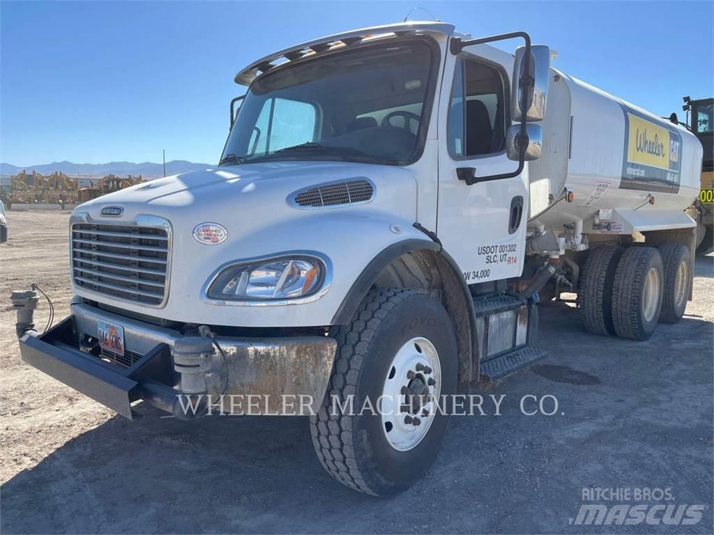 Freightliner WT4000 A Tank Trucks