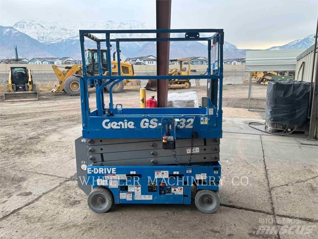 Genie GS1932 Scissor Lifts